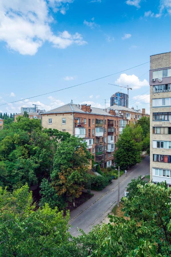 Квартира По Адресу Дружбы Народов 8А Kiev Exterior foto