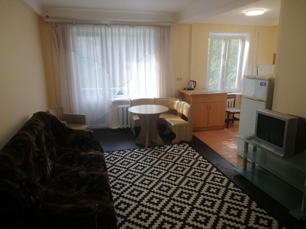 Квартира По Адресу Дружбы Народов 8А Kiev Exterior foto